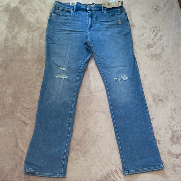 Levi’s 724 distressed high -rise straight jean W34/L30 1/2 - Picture 5 of 14